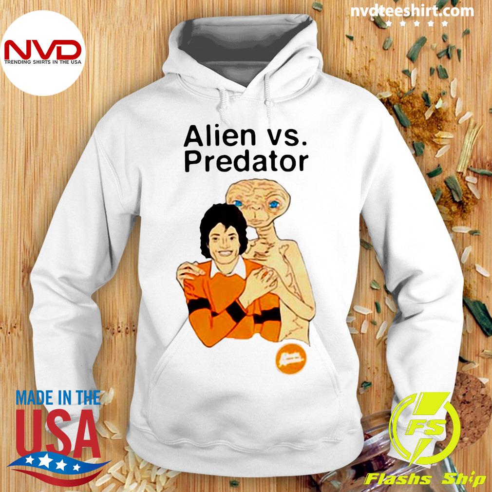 Alien Vs. Predator video game showdown shirt - Dalatshirt