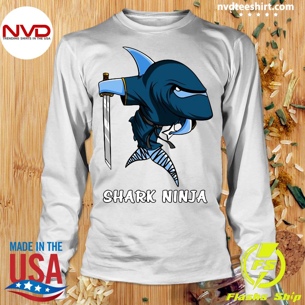 asiatisk tilskadekomne Inspiration Official Shark Ninja Ocean Samurai Martial Arts Karate T-shirt - NVDTeeshirt