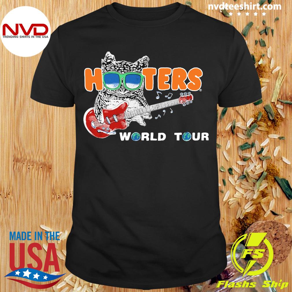 Official Hooters Hooters World Tour Black Small T-shirt - NVDTeeshirt