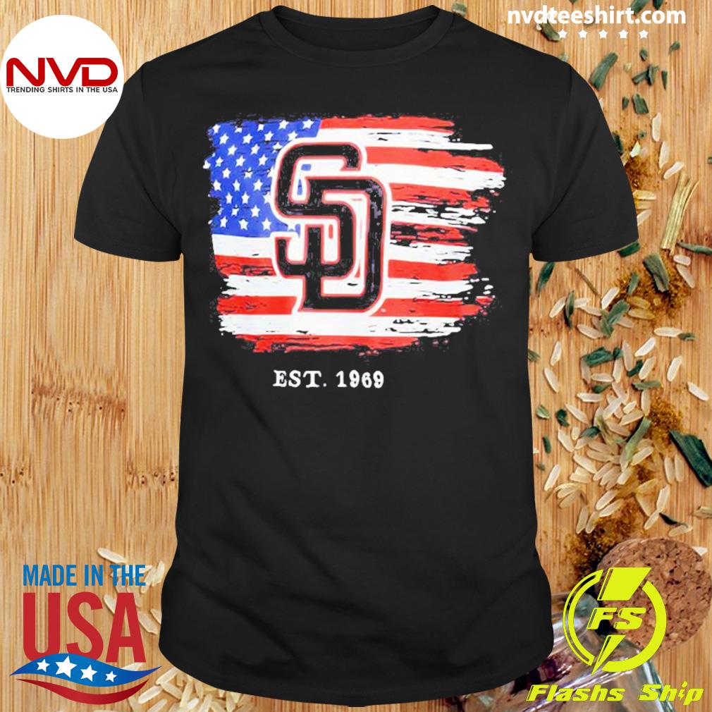 MLB San Diego Padres Women's Short Sleeve V-Neck Core T-Shirt - M