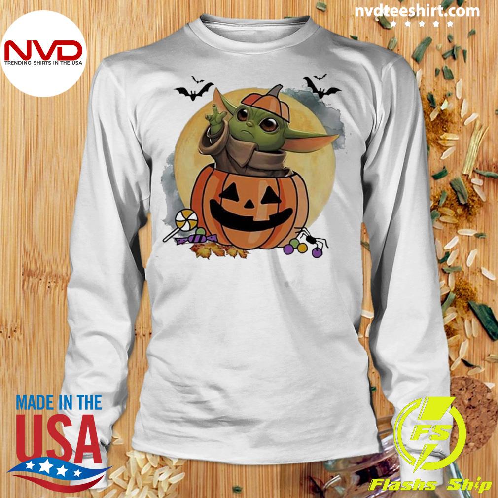 Baby Yoda Hug Los Angeles Dodgers Pumpkin Halloween Shirt,Sweater