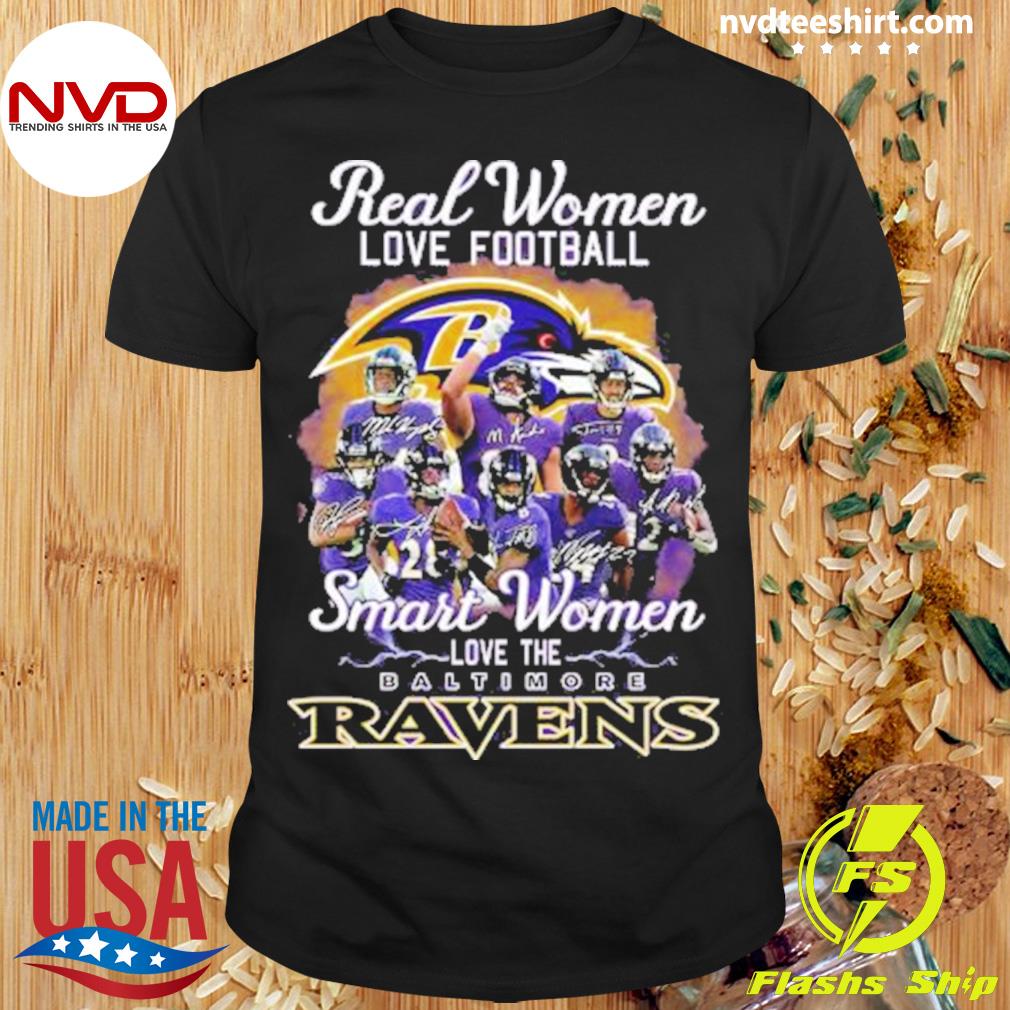 Real Women Love Basketball Smart Women Love The Miami Heat Graphic Tee, Miami  Heat T Shirt Womens - Allsoymade