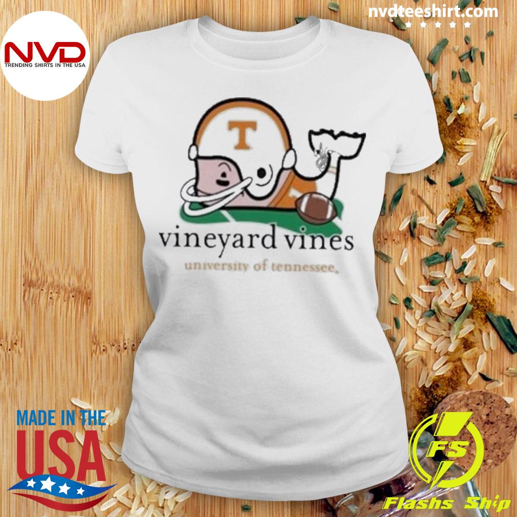 Vineyard Vines White Tennessee Titans Team Whale Helmet T-shirt