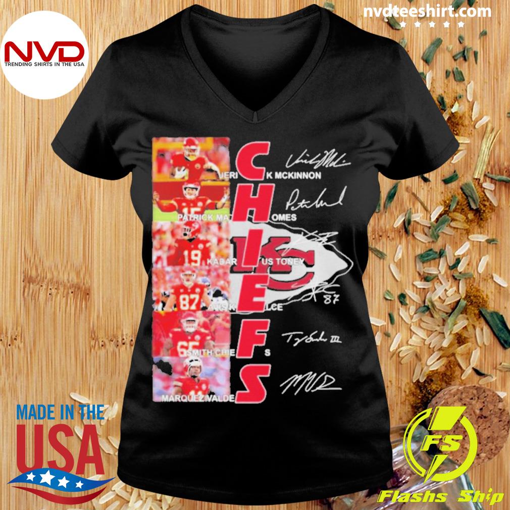 Awesome kansas City Chiefs Jerick Mckinnon Patrick Mahomes Kadarius Toney  Signatures Shirt