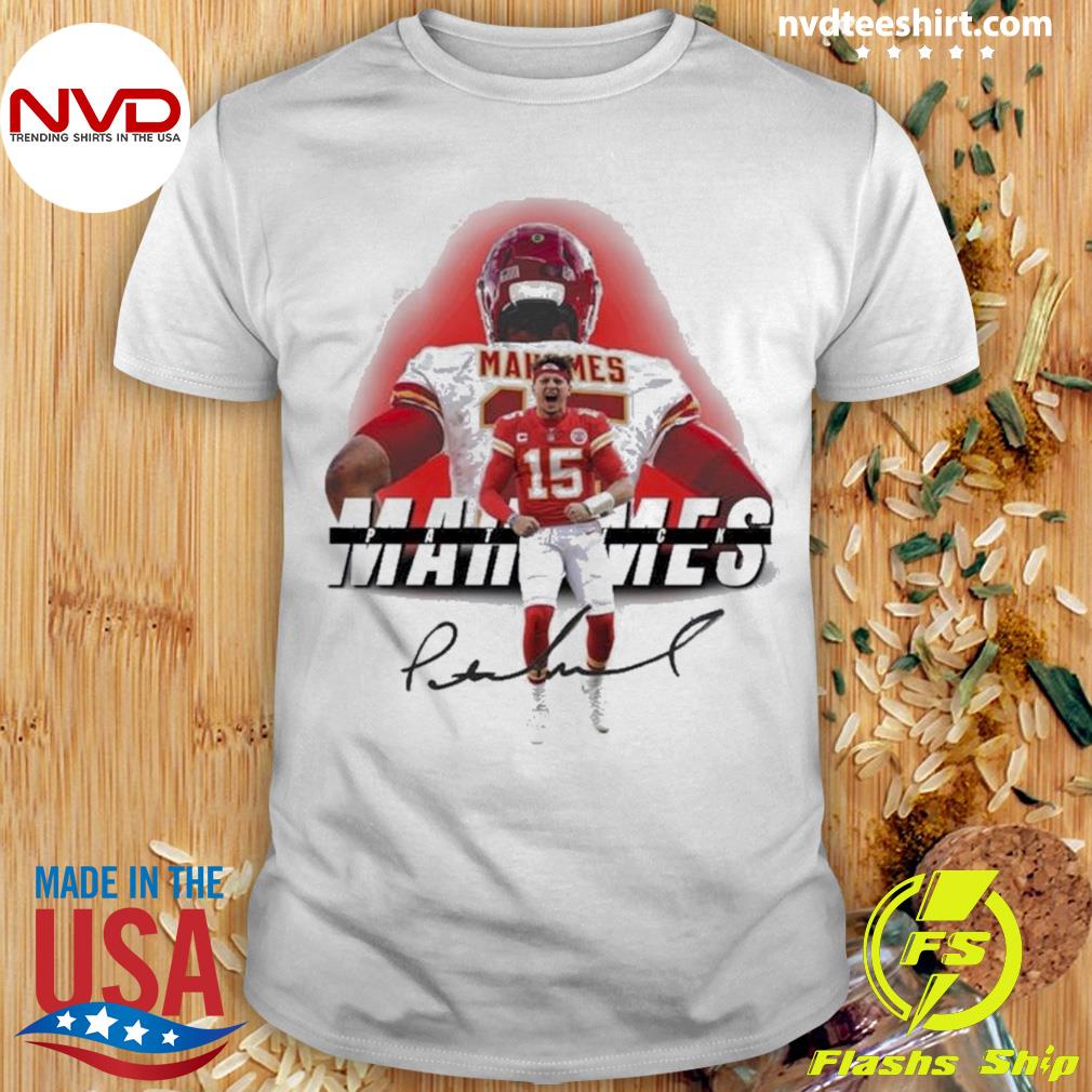 Kansas City Chiefs football Patrick Mahomes helmet signature logo shirt,  hoodie, sweater, long sleeve and tank top