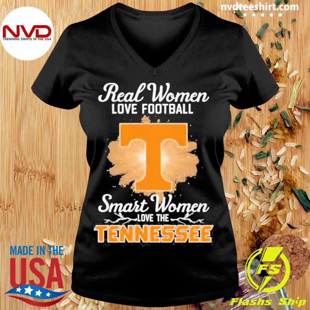 Real Women Love Football Smart Women Love Tennessee Titans Heart Diamond  2023 Shirt - Limotees