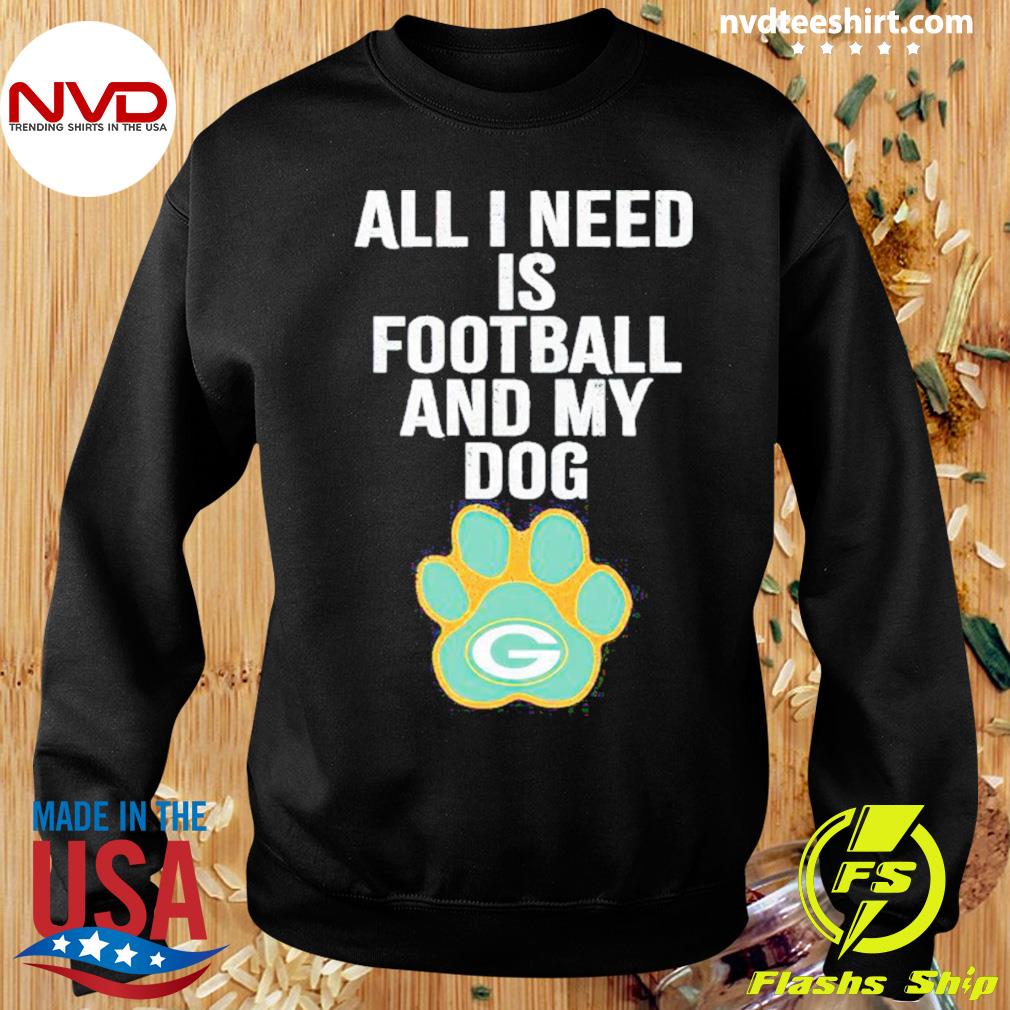 Green Bay Packers T-Shirt and my dog