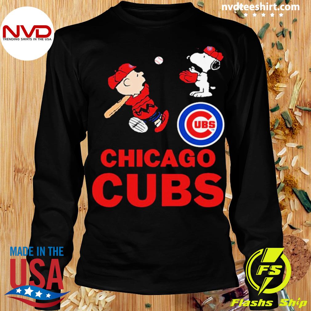 Peanuts Charlie Brown And Snoopy Playing Baseball Chicago Cubs T-Shirt -  TeeNavi