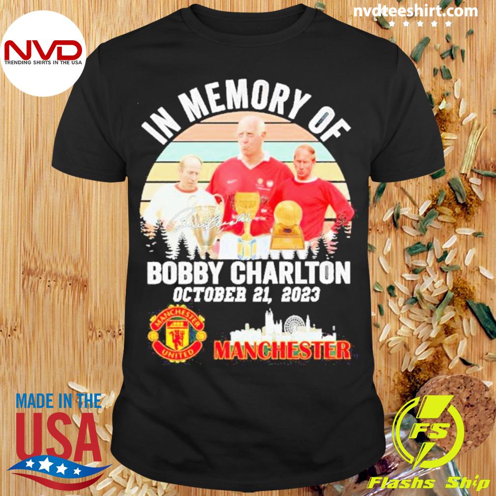 Bobby Charlton In Memory Of Manchester United Fc Signature Shirt