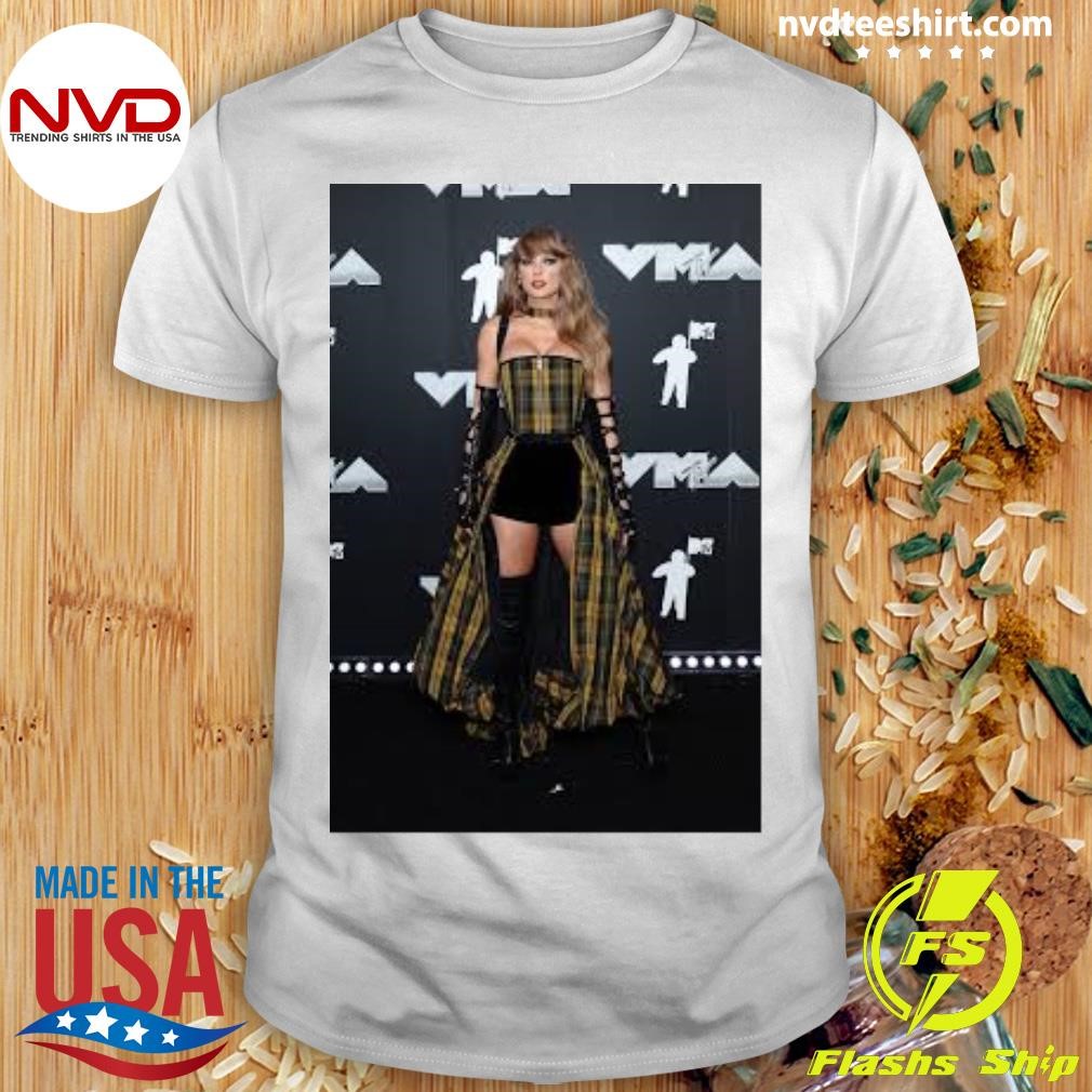 Taylor at the 2024 VMAs Shirt