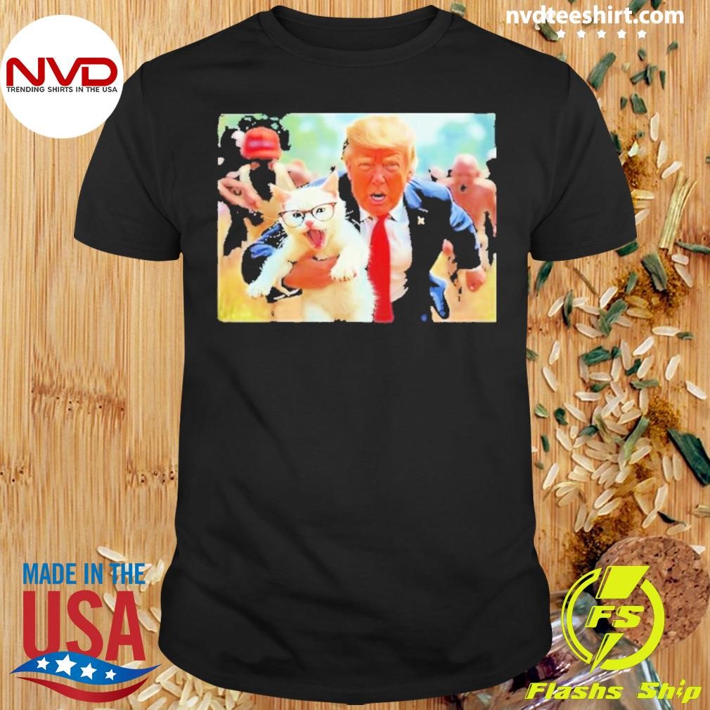 Trump Holding Cat Vote Trump Pets For Trump Vote President Shirt