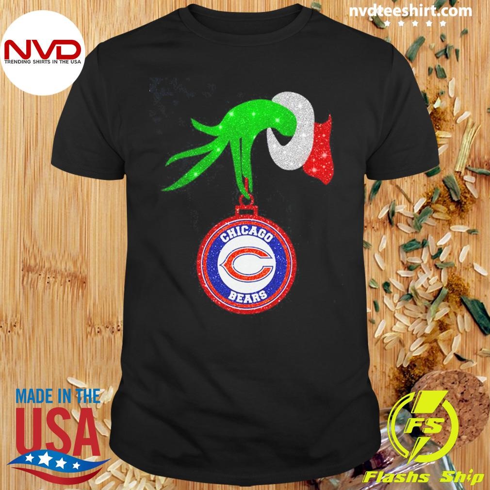 Grinch Hand Holding Chicago Bears Christmas 2024 Shirt