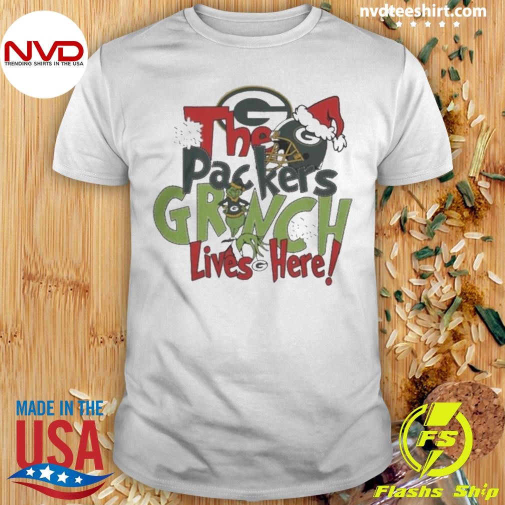 The Green Bay Packers Grinch Lives Here Christmas 2024 Shirt